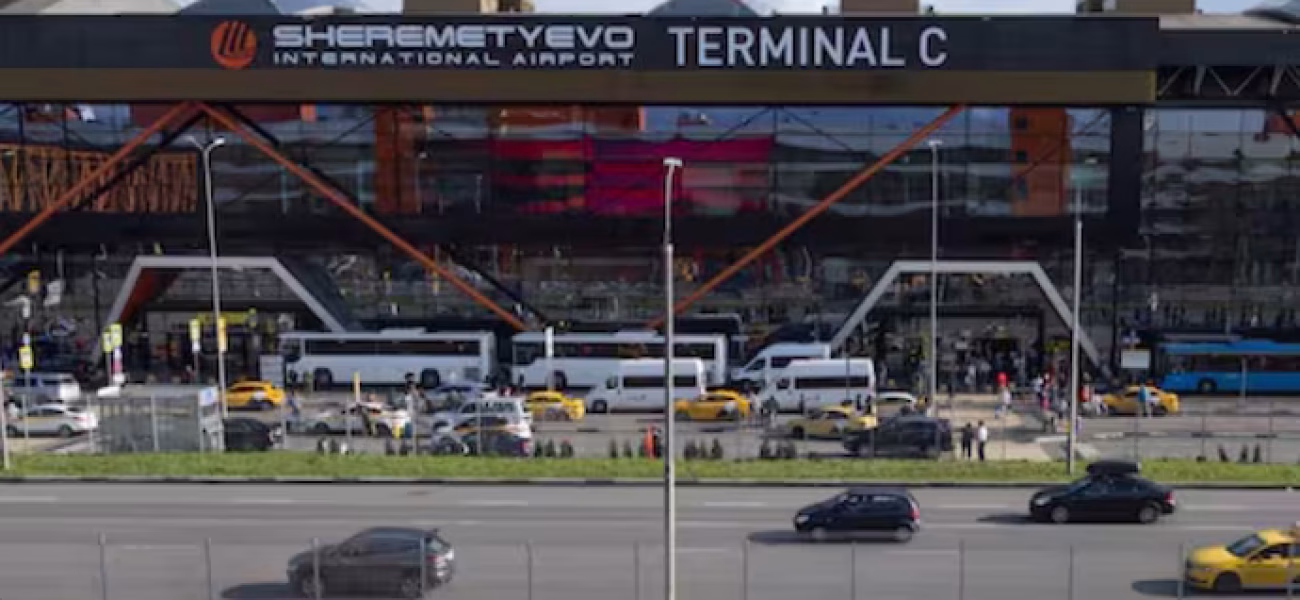 russia-airport-053946823-16x9_0